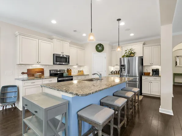 1647 Emmets Rd, Johns Island, SC 29455
