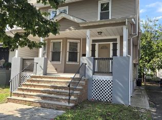 35 N 16th St, East Orange, NJ 07017