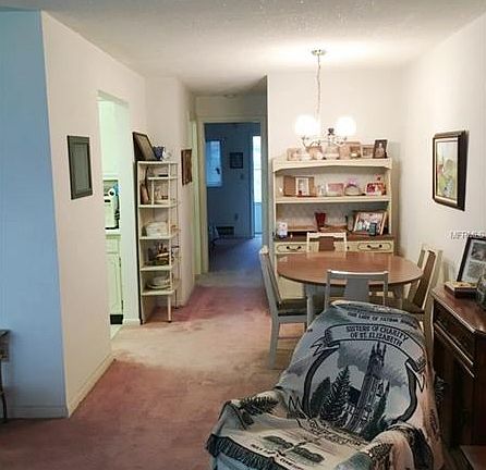 4th image of 2366 Shelley St APT 3