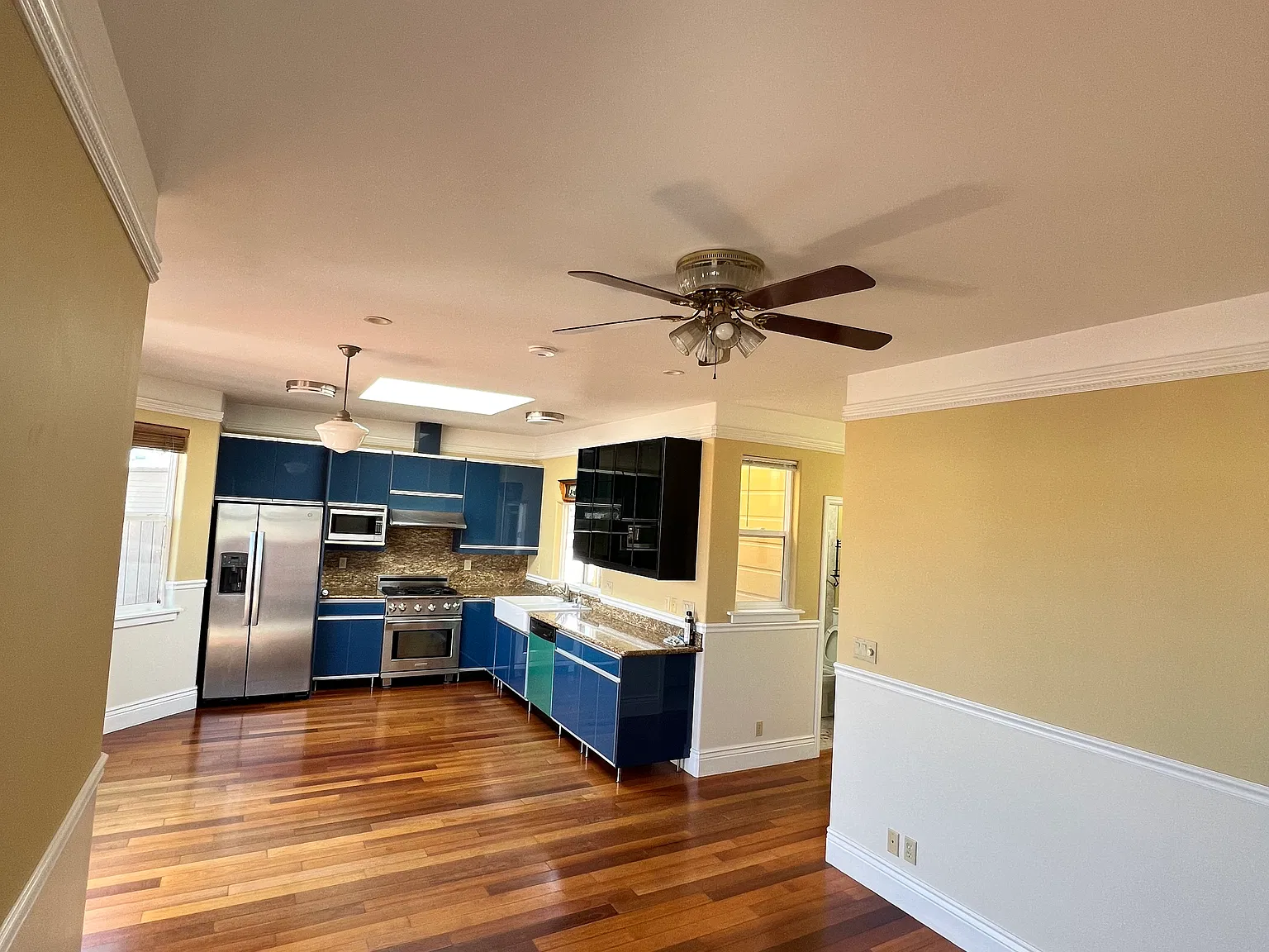 3 bed, 1300 sqft, $6,800 — Photo 4