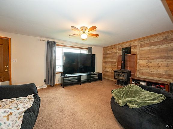 5th image of 15 Harris Ct