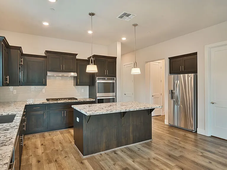 200 Moisant Ct — Photo 15