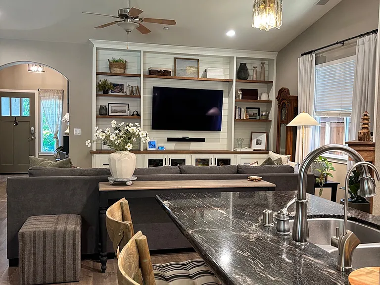 2550 Valhalla Pl — Photo 6