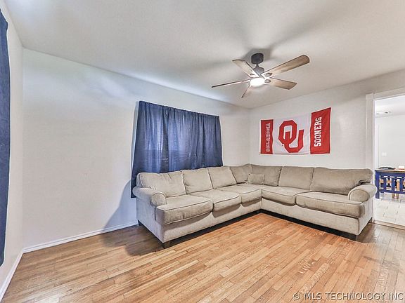5th image of 615 W 8th St