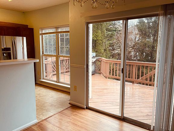 4th image of 4047 Kimberley Glen Ct