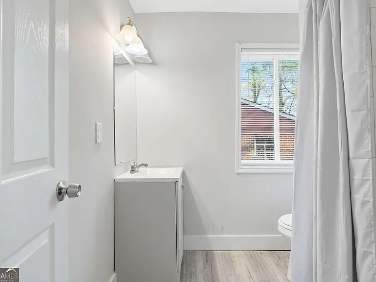 1735 Carter Cir — Photo 24
