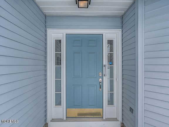 5th image of 18 Rumford Court