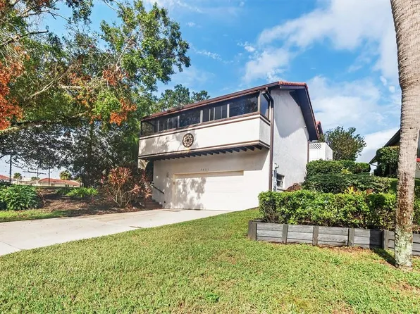 6001 Country Club Dr, Lake Wales, FL 33898