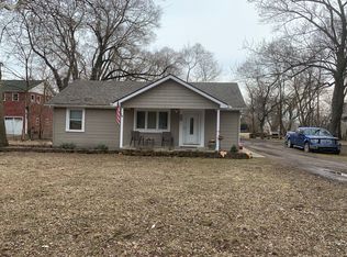 49833 Bog Rd, Van Buren Township, MI 48111