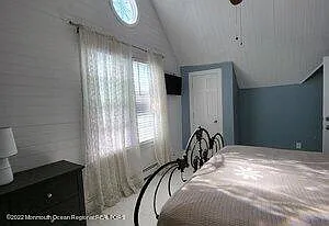 211 Arnold Ave — Photo 22