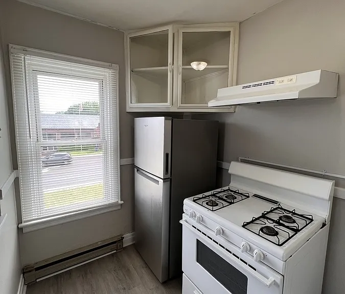 2310 Washington St #4 — Photo 6