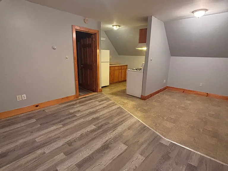 6 North St — Photo 2