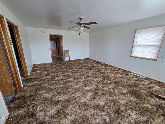 4th image of 415 Court St