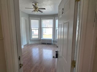 2439 8th Ave, Rock Island, IL 61201