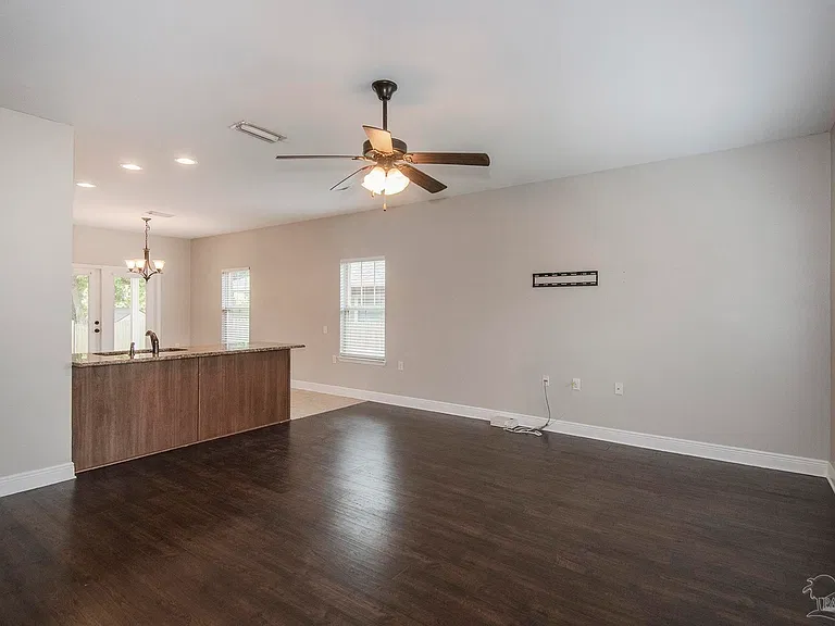 5785 Jade Moon Cir — Photo 6