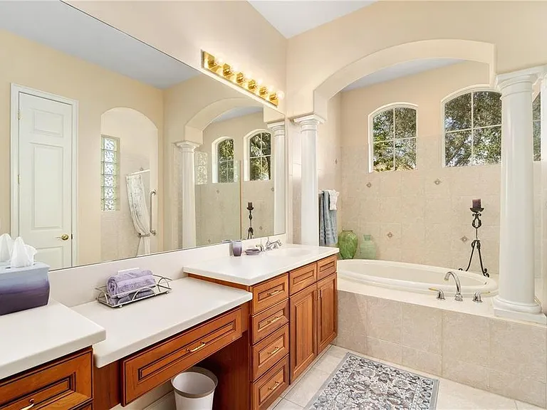 1023 Rainbow Ct — Photo 33