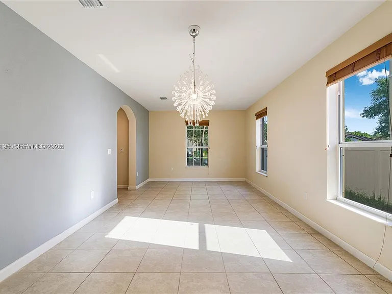 16946 SW 90th Terrace Cir — Photo 5
