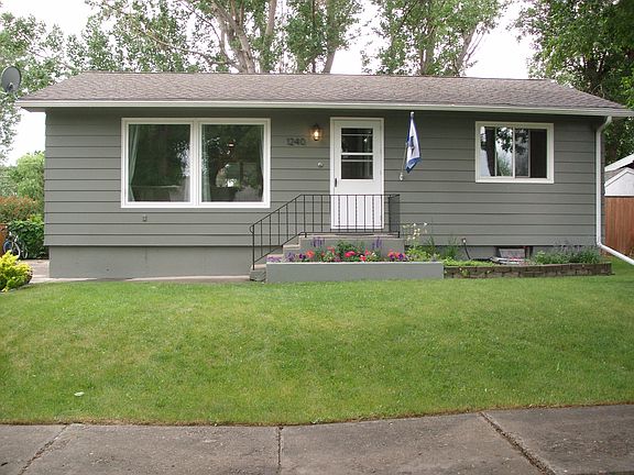 2nd image of 1240 Cleveland Ave