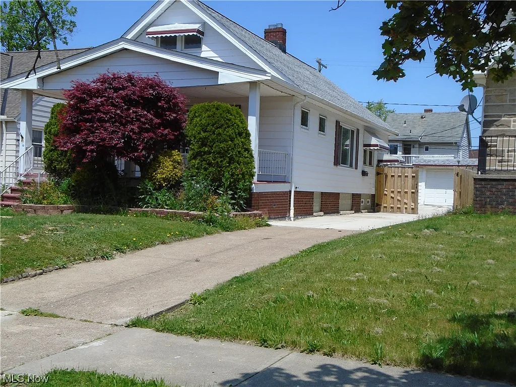 9413 McCracken Blvd photo 1