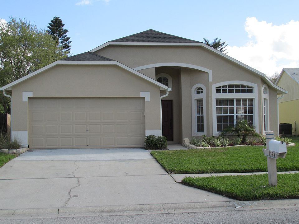 EXTERIOR FRONT -