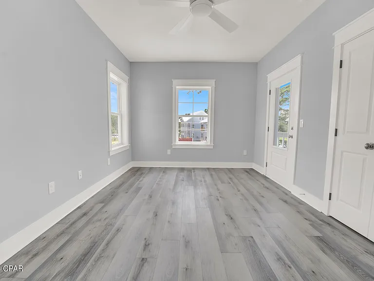 2703 Lagoon Manor Dr — Photo 15