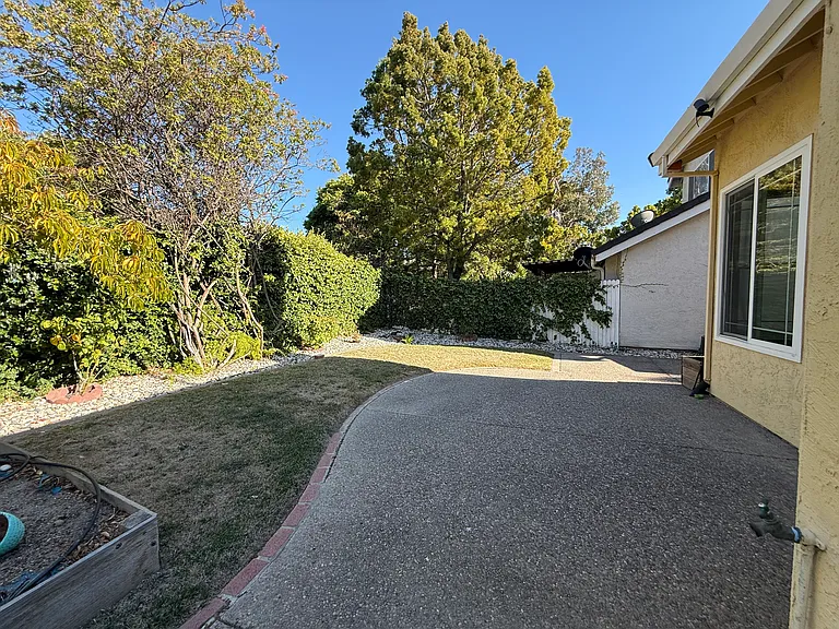 2908 Barrington Ter — Photo 13