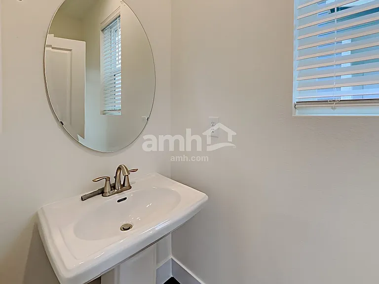 33108 Ten Trails Pkwy SE — Photo 7
