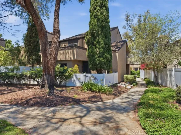 905 Hyde Ct, Costa Mesa, CA 92626