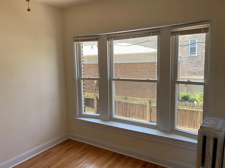 2108 N Saint Louis Ave #3 — Photo 8