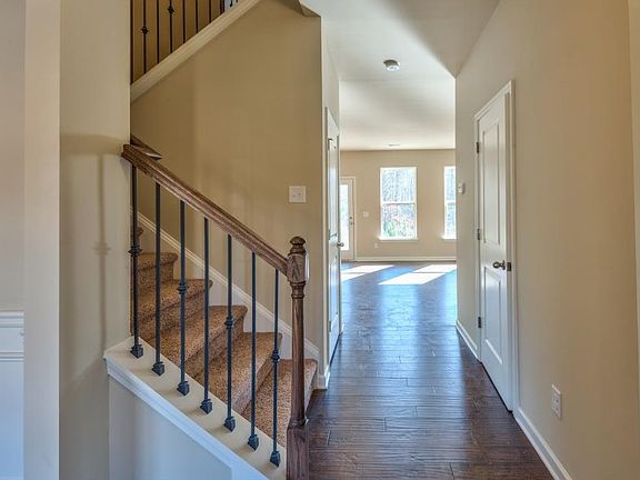3rd image of 3990 Tarnwood Pl