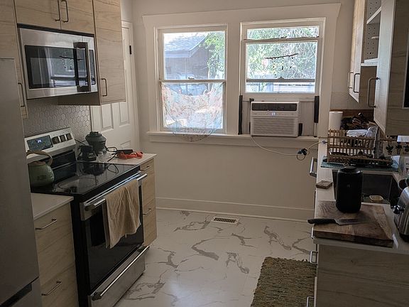 5th image of 669 E Downington Ave