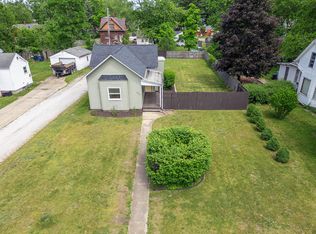 226 Hendricks St, Michigan City, IN 46360