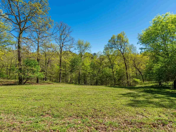 Melissa St, Hot Springs National Park, AR 71901