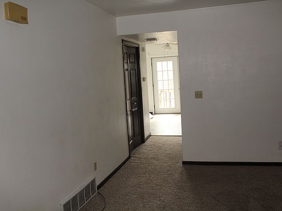 3rd image of 5106 Shannon Dr APT 428