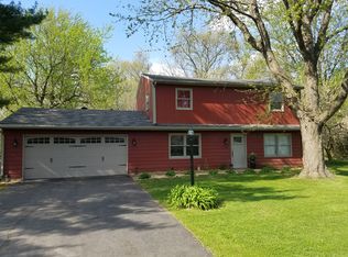 2607 Thomas Rd, Valparaiso, IN 46383