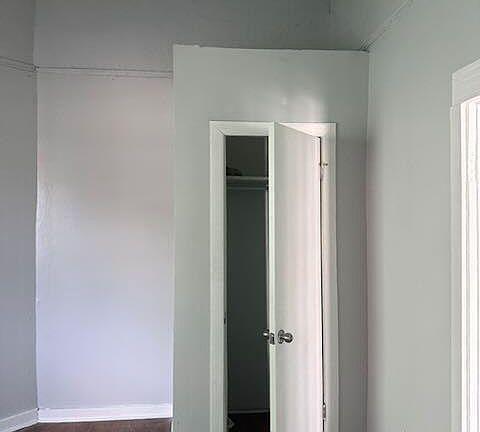 4th image of 1480 N MYRTLE Avenue N