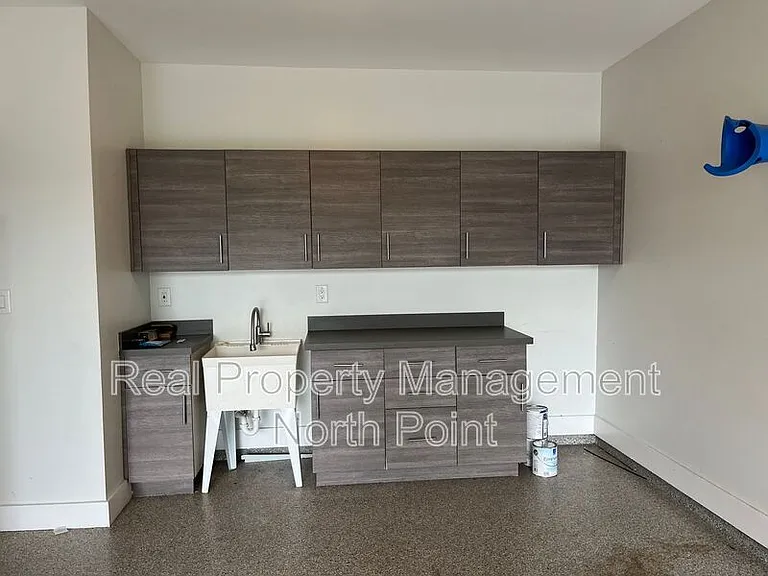 111 Birch St — Photo 50