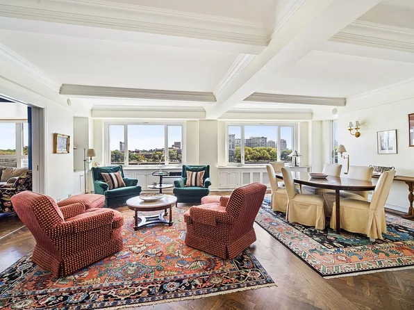 33 E End Ave #3AB, New York, NY 10028