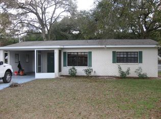 39032 Manor Dr, Zephyrhills, FL 33542