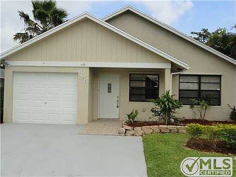 1st image of 1382 Pines Ln