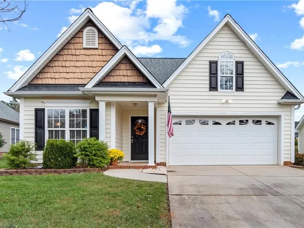 1541 Finwick Dr, Pfafftown, NC 27040