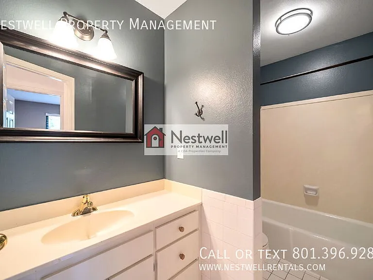 659 W Halifax Ct — Photo 20