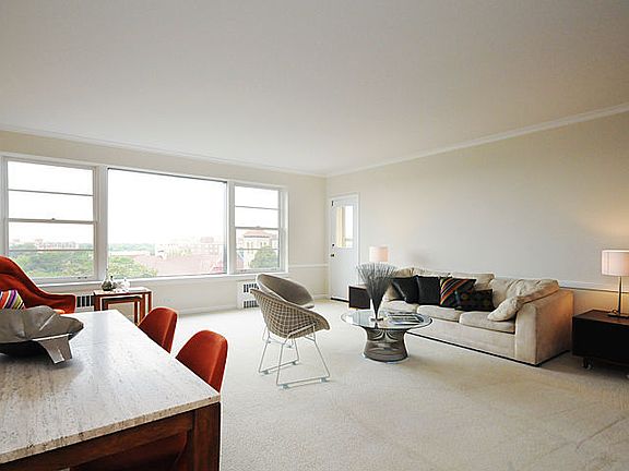 5th image of 1500 Hinman Ave APT 703