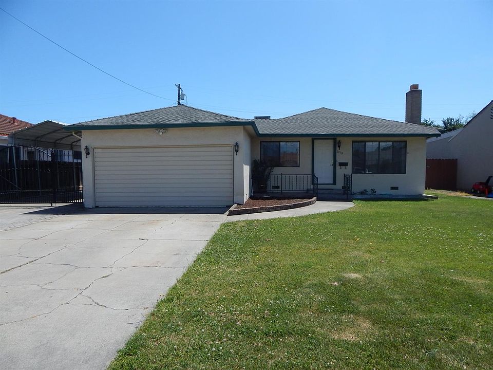1st image of 2858 Princeton Ave