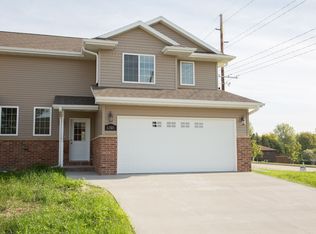 6301 Saulk Trl, Dubuque, IA 52002