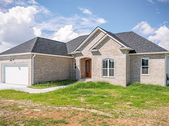 2nd image of 136 Dairy Barn Rd