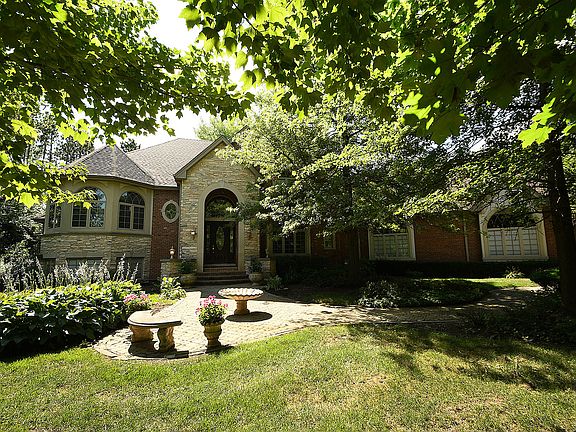 2nd image of 16440 S Alberta Ct