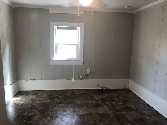 5th image of 411 W Taft St #D