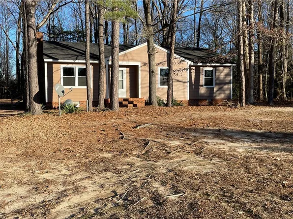 212 Rainwater Dr, Aylett, VA 23009