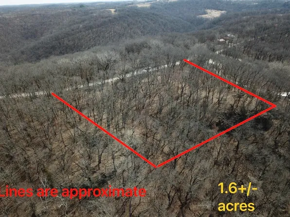 17840 Circle Dr, Boscobel, WI 53805